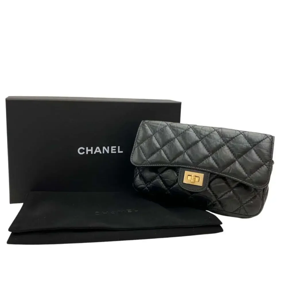 CHANEL Black Wallet
